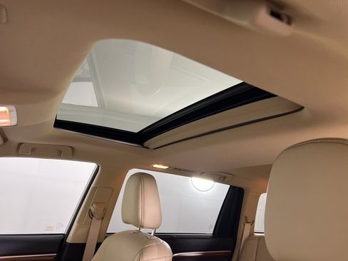 Used 2018 Toyota Highlander Limited image 20