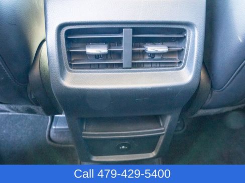 Used 2024 Ford Edge SEL image 33