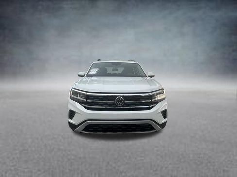 Used 2022 Volkswagen Atlas SE FWD image 2