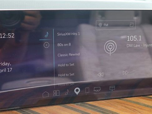 Certified 2025 Cadillac Escalade Premium Luxury Platinum image 34