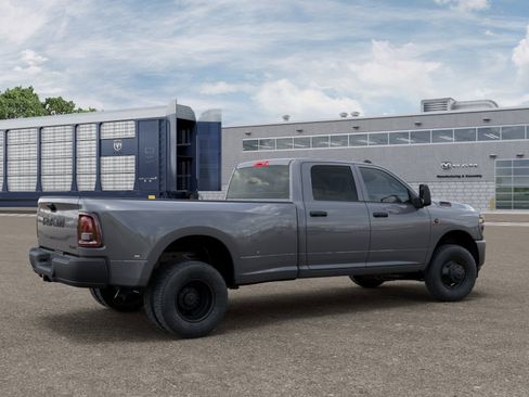 New 2026 RAM 3500 Tradesman AWD/4WD image 4