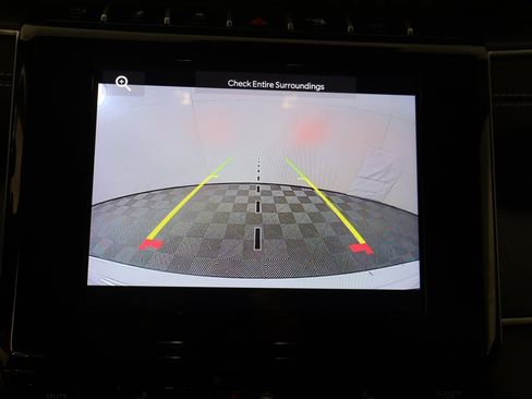 Used 2024 Jeep Grand Cherokee Altitude image 42