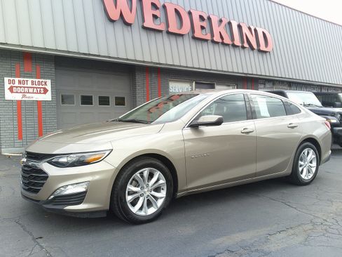 Used 2023 Chevrolet Malibu LT FWD image 2