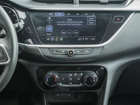 Used 2021 Buick Encore GX Preferred w/ Cold Weather Comfort Package FWD image 26
