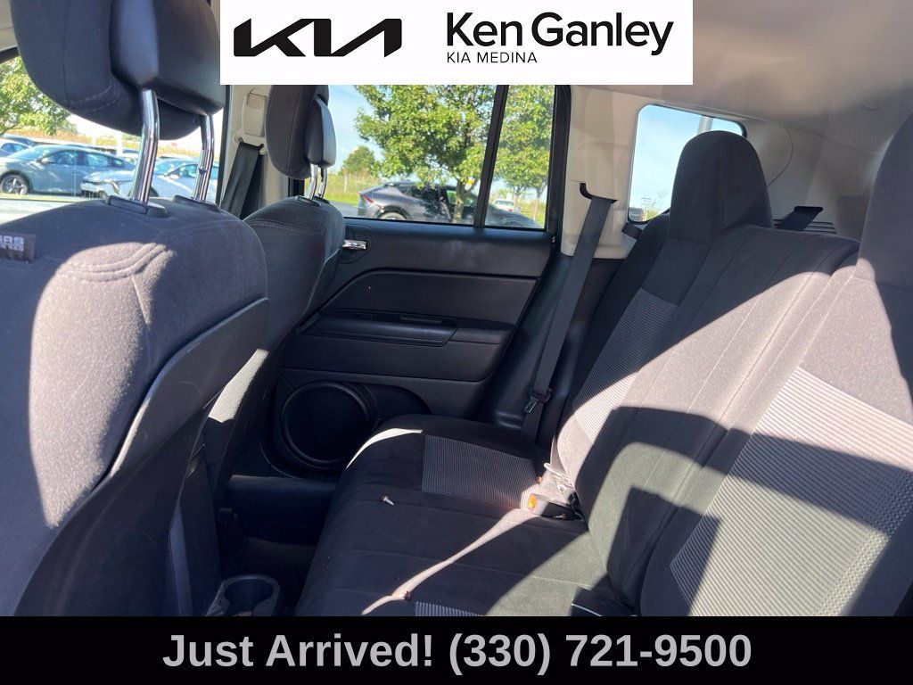 Used 2014 Jeep Compass Sport w/ Power Value Group AWD/4WD image 10