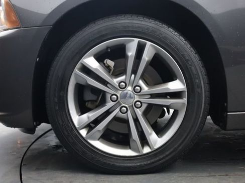 Used 2014 Dodge Charger SXT Plus image 7