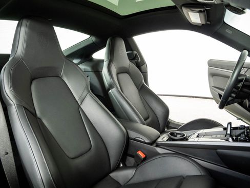 Used 2025 Porsche 911 Carrera S RWD image 19