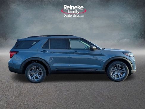 New 2026 Ford Explorer Active w/ Active Comfort Package image 4