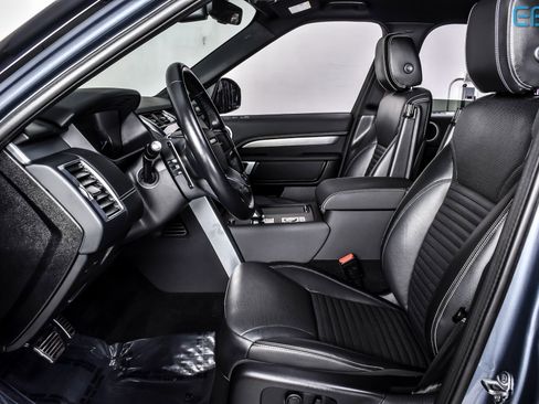 Used 2023 Land Rover Discovery S R-Dynamic image 16