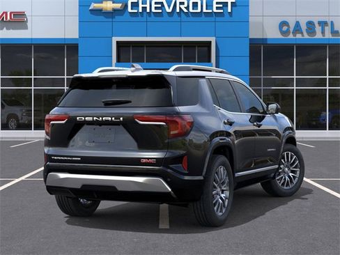 New 2026 GMC Terrain Denali w/ LPO, Floor Liner Package image 4