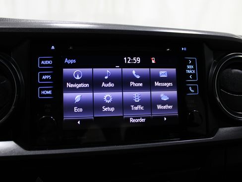 Used 2019 Toyota Tacoma TRD Off-Road image 17