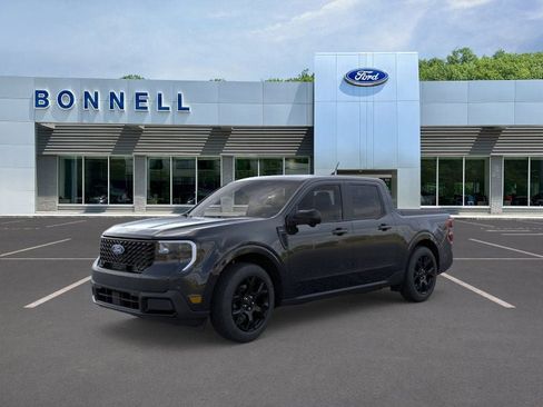 New 2026 Ford Maverick Lariat w/ Black Appearance Package image 1