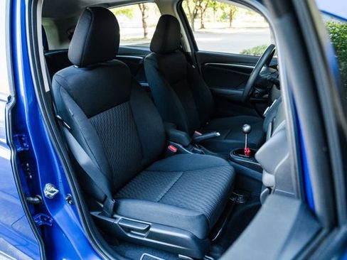 Used 2018 Honda Fit EX image 82