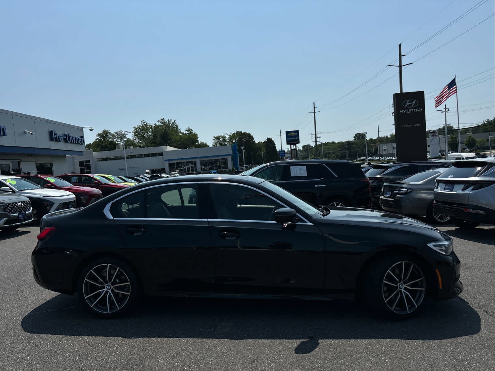 Used 2019 BMW 330i xDrive Sedan w/ Driving Assistance Package AWD/4WD image 2