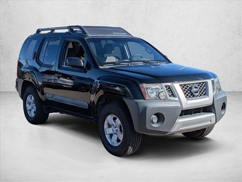 Used 2013 Nissan Xterra S image 3