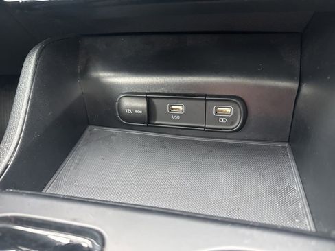 Used 2023 Kia K5 GT-Line image 32