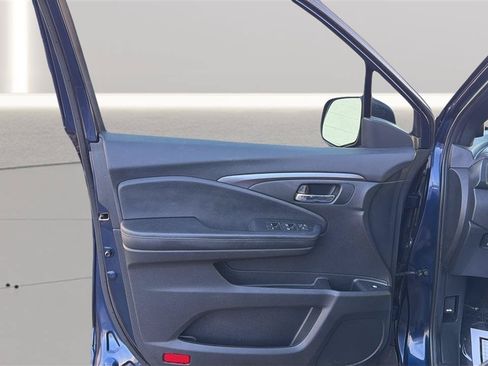 Used 2020 Honda Passport Sport image 18