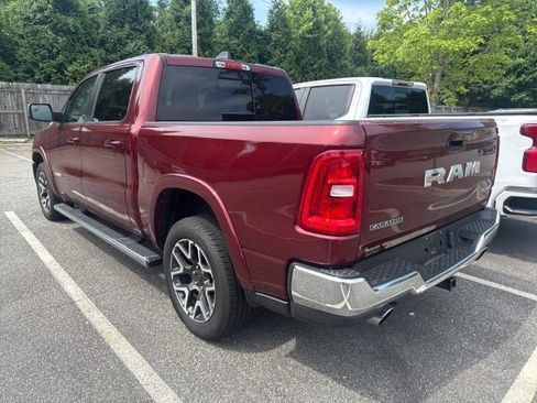 Used 2025 RAM 1500 Laramie AWD/4WD image 3