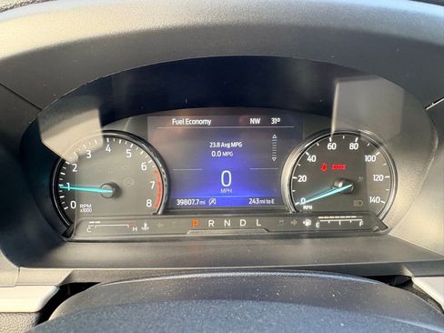 Used 2024 Ford Explorer XLT w/ Equipment Group 202A image 27