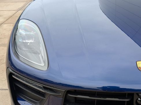 New 2026 Porsche Macan AWD/4WD image 12