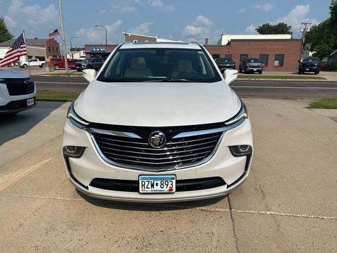 Used 2023 Buick Enclave Premium w/ Experience Buick Package AWD/4WD image 3
