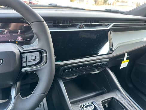 New 2026 Jeep Cherokee Limited image 3