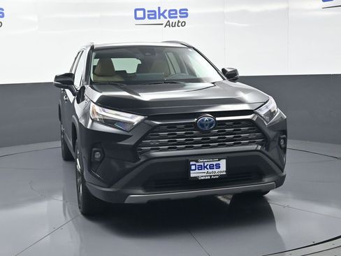Used 2023 Toyota RAV4 Limited AWD/4WD image 3