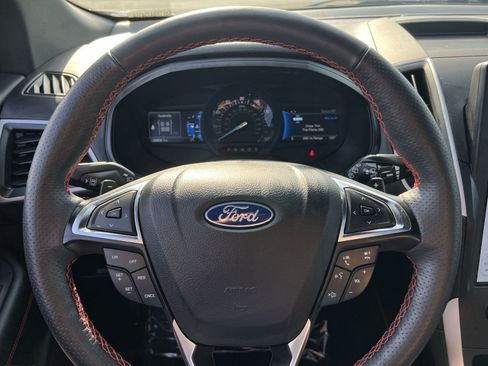 Used 2024 Ford Edge ST-Line w/ Class II Trailer Tow Package AWD/4WD image 24