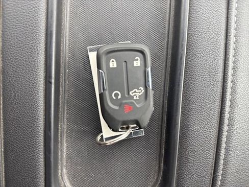 Used 2019 GMC Sierra 1500 SLT w/ SLT Premium Plus Package image 10