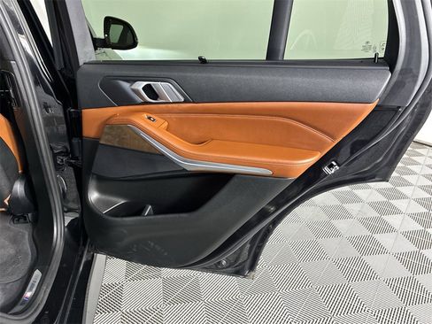 Used 2019 BMW X5 xDrive40i w/ M Sport Package image 33