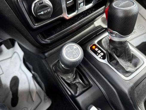 Used 2022 Jeep Gladiator Sport AWD/4WD image 33