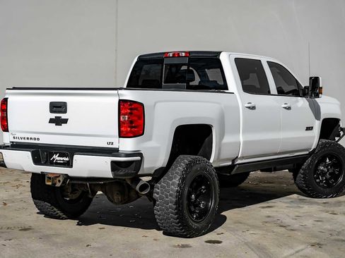 Used 2016 Chevrolet Silverado 3500 LTZ w/ Duramax Plus Package image 9
