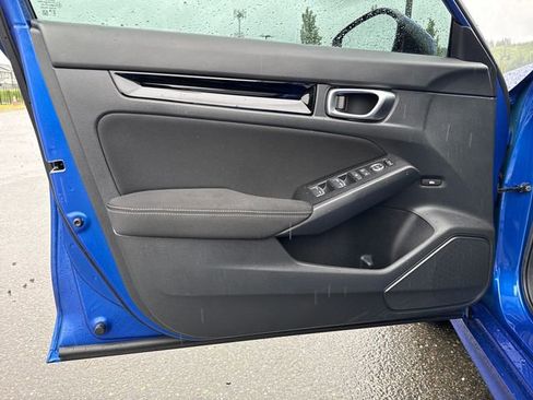 Used 2023 Honda Civic EX image 15