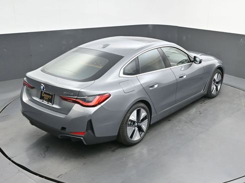 New 2026 BMW i4 eDrive40 w/ Premium Package RWD image 38