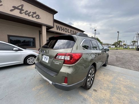 Used 2016 Subaru Outback 2.5i Limited AWD/4WD image 7
