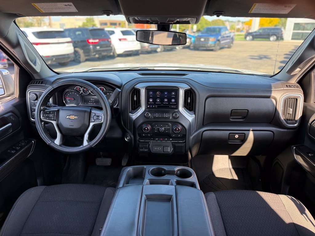 Used 2019 Chevrolet Silverado 1500 LT w/ All-Star Edition AWD/4WD image 2