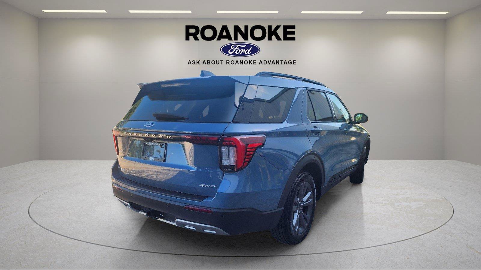 Used 2026 Ford Explorer Active w/ Active Comfort Package AWD/4WD image 9