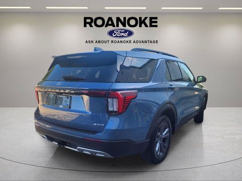 Used 2026 Ford Explorer Active w/ Active Comfort Package AWD/4WD image 9
