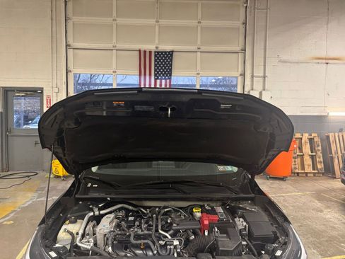 Used 2023 Nissan Sentra SV image 31