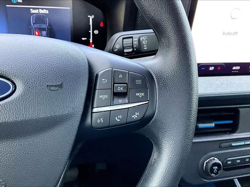 Used 2025 Ford Maverick XLT image 24