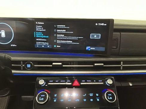 Used 2024 Hyundai Santa Fe Limited FWD image 23