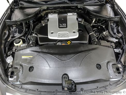 Used 2015 INFINITI Q70 3.7 w/ Technology Package image 38