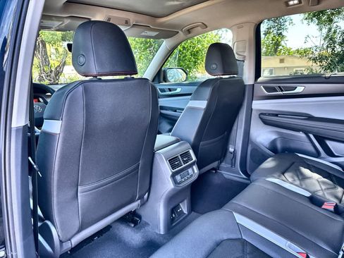 New 2026 Volkswagen Atlas Peak Edition image 17