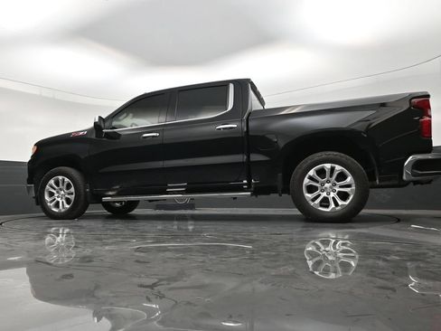 Used 2023 Chevrolet Silverado 1500 LTZ AWD/4WD image 21