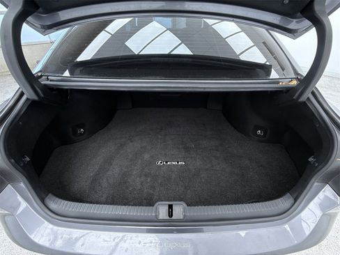 Used 2019 Lexus ES 350 Ultra Luxury image 46