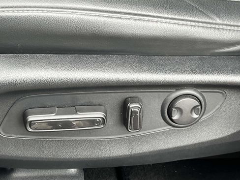 Used 2023 Honda CR-V EX-L image 31