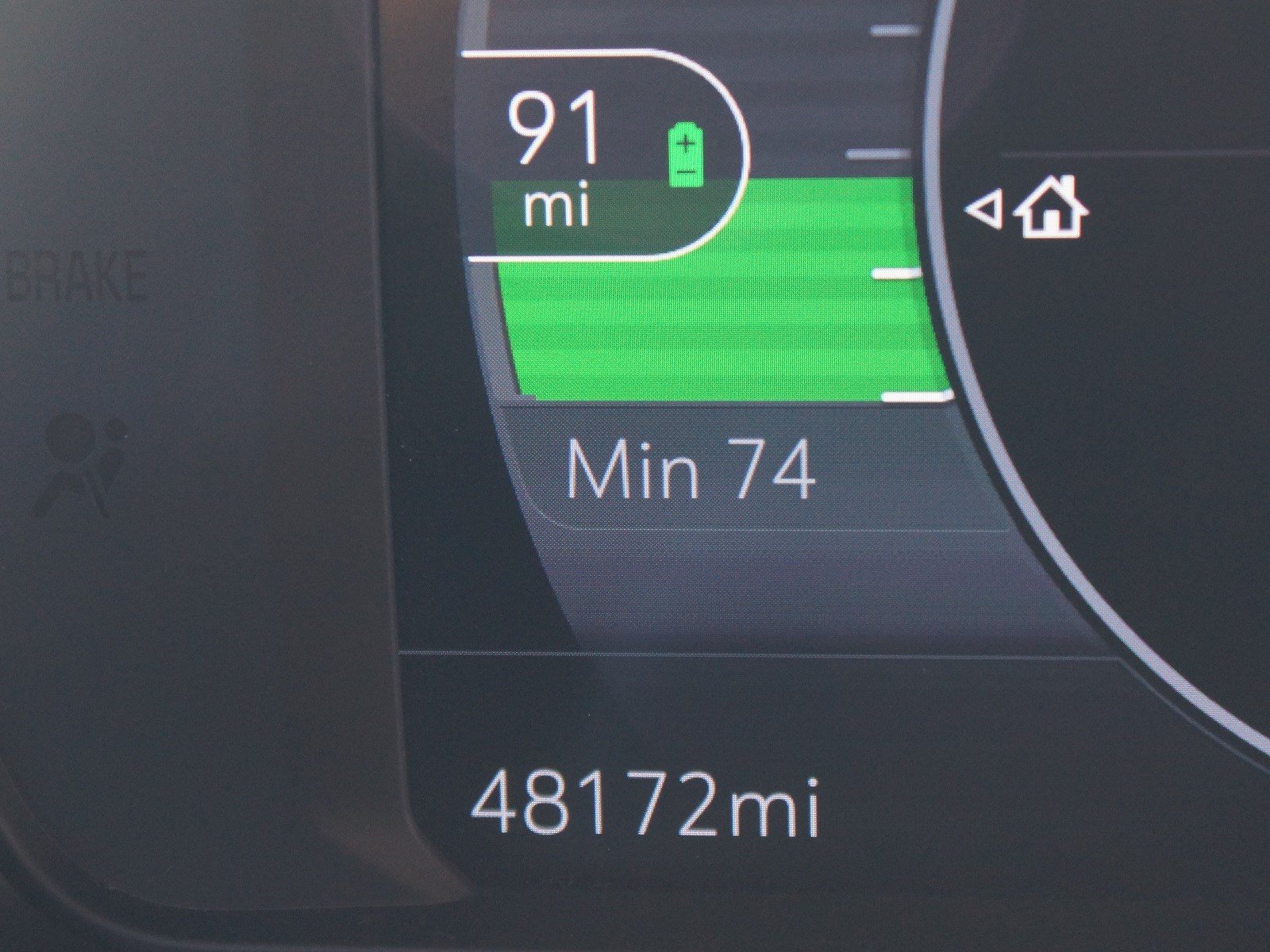 Used 2022 Chevrolet Bolt EUV Premier w/ Sun & Sound Package FWD image 3