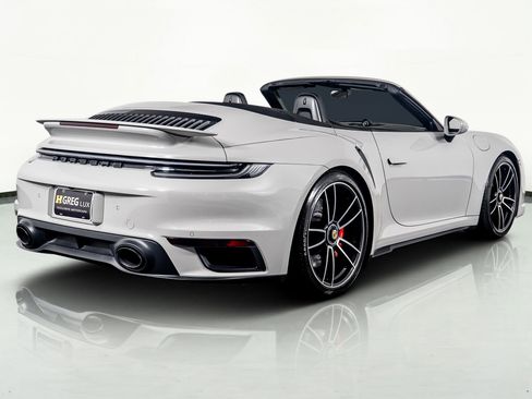 Used 2022 Porsche 911 Turbo image 11