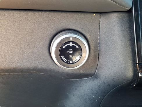 Used 2025 Lincoln Navigator Reserve w/ Jet Appearance Package image 18