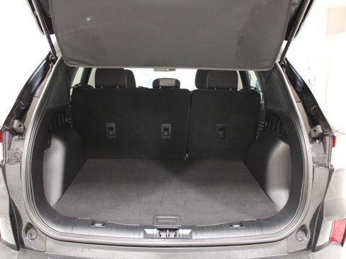 Used 2021 Ford Escape SE image 12